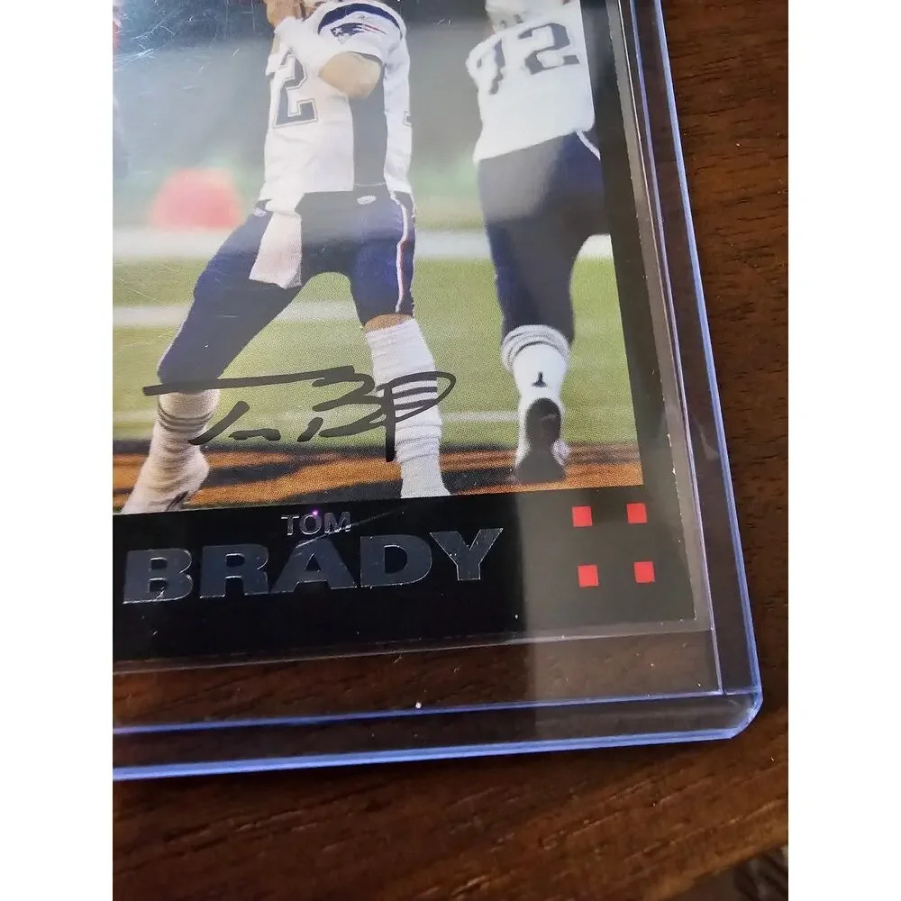 Tom Brady 2007 Topps #28 - New England Patriots - HOF - NFL